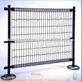 The welded triangle bending guardrail nets for fencing use